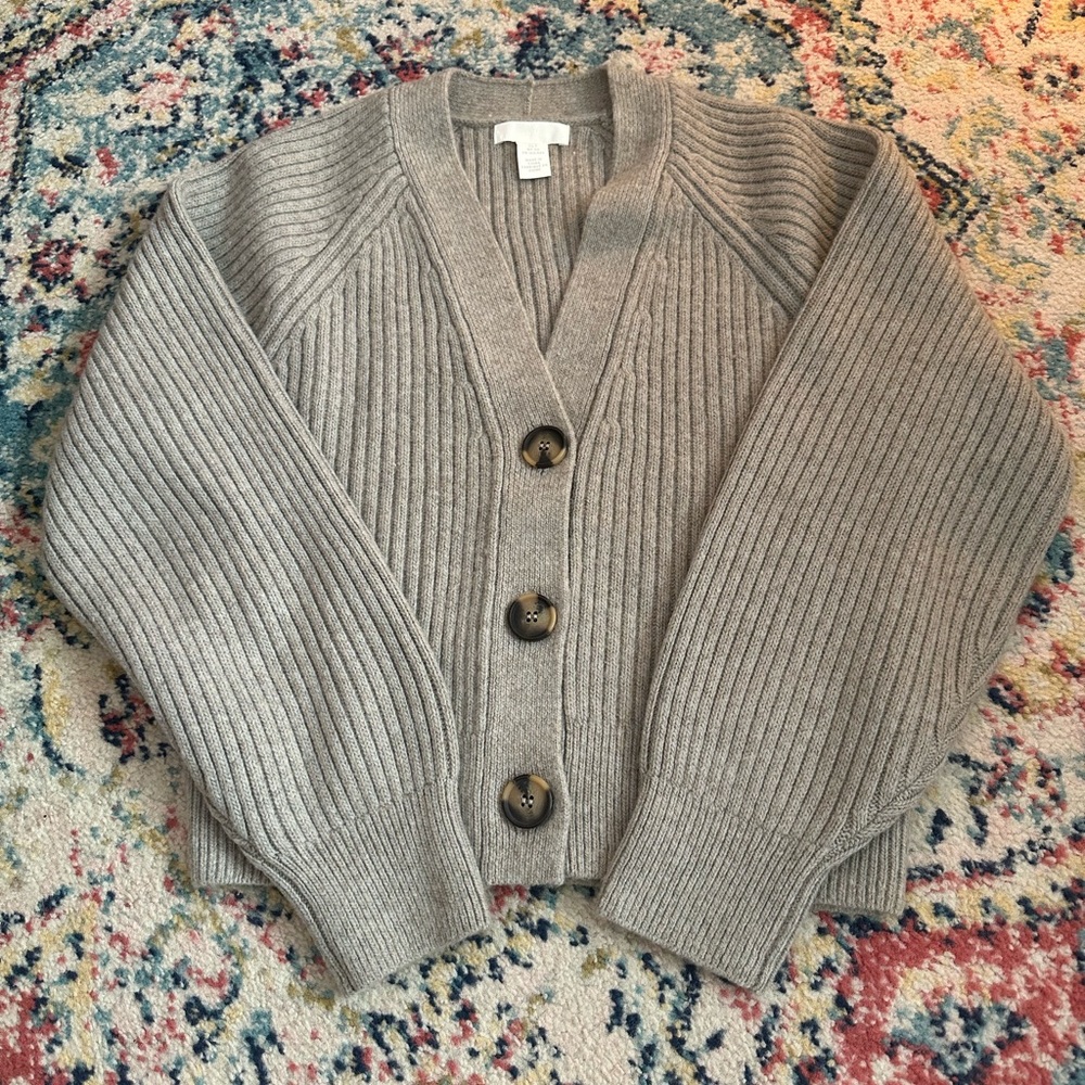 H&M think winter sweater/cardigan